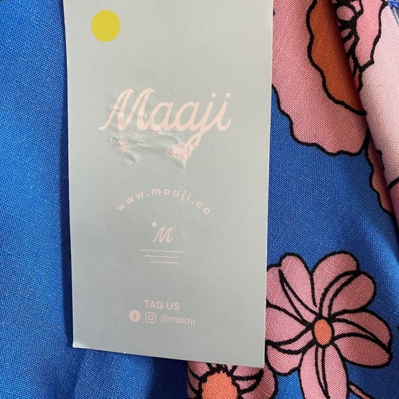 Maaji Floret Kelsey Cover-Up Top, Blue/Orange/Pink Floral, Medium, NWT - Picture 5 of 16